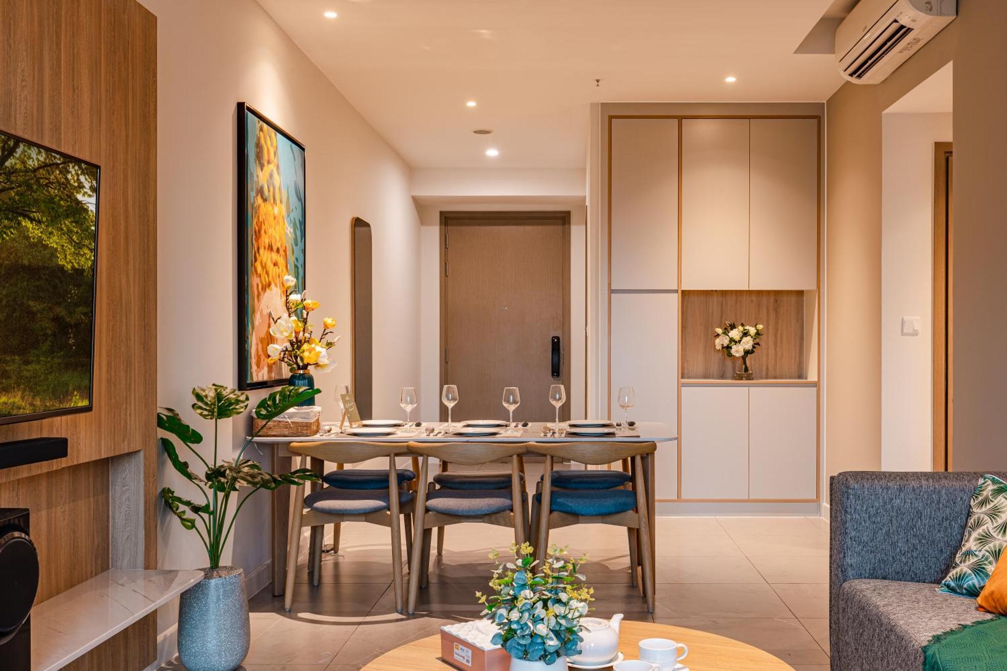 Luxury 2 Or 3br In Dist 1, Pool And Airport Pickup Ho Chi Minh City